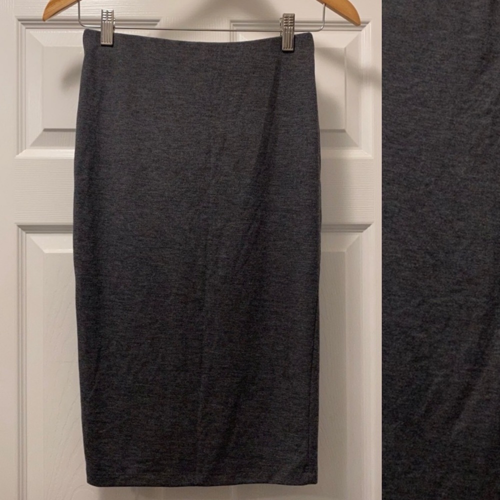 Forever 21 | Stretchy Grey Skirt